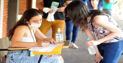 UEL - Pedidos de isenção ou desconto na inscrição do Vestibular 2023 começam na próxima segunda (6)